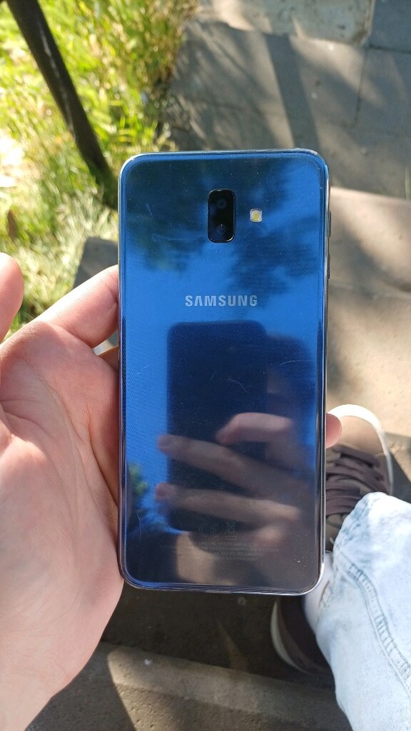 Samsung J6+ - 3
