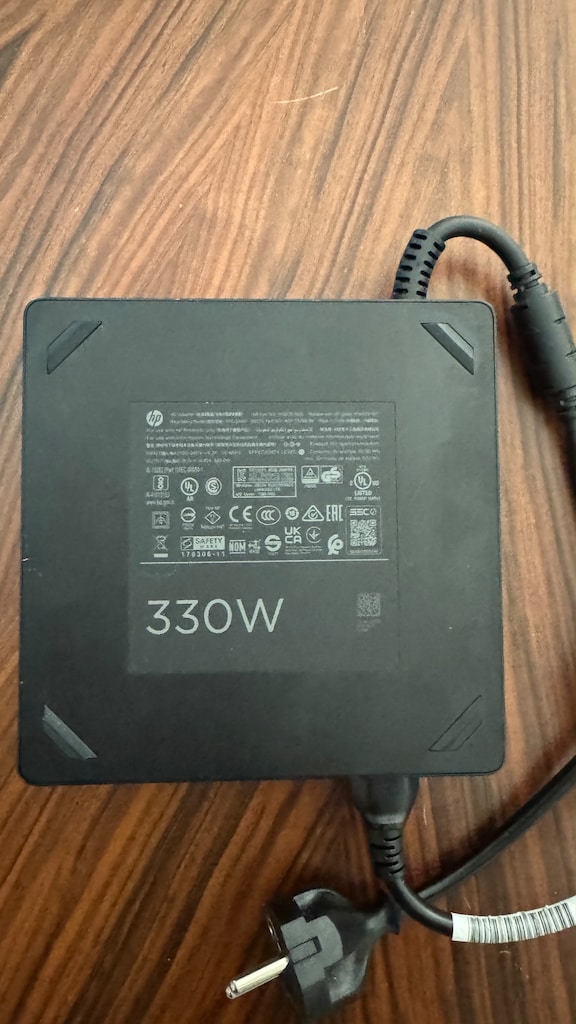 HP OMEN 17 | RTX 3080 16GB | i7-11800H | QHD 165Hz | 1TB SSD - 8