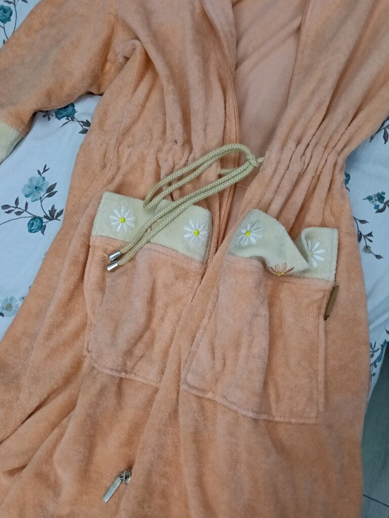 beli lastikli sabahlık fermuarlı şapkalı - 2