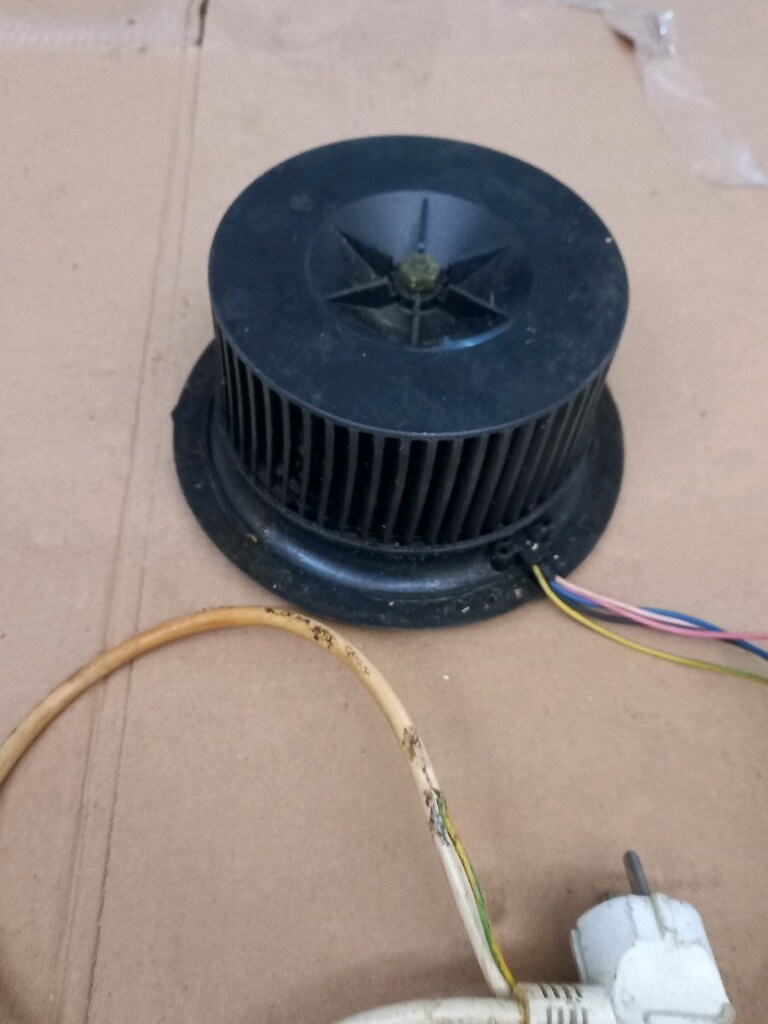 çalışır durumda aspiratör motoru. - 2
