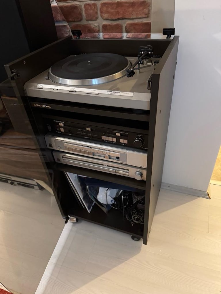 Plakçalar fiyatına GRUNDİG HİFİ SET PS3500 - 6
