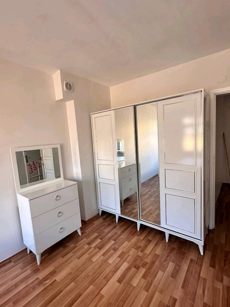 4 Parça Yatak Odası Takımı (Sürgülü dolap+2komodin+şifonyer) - 2