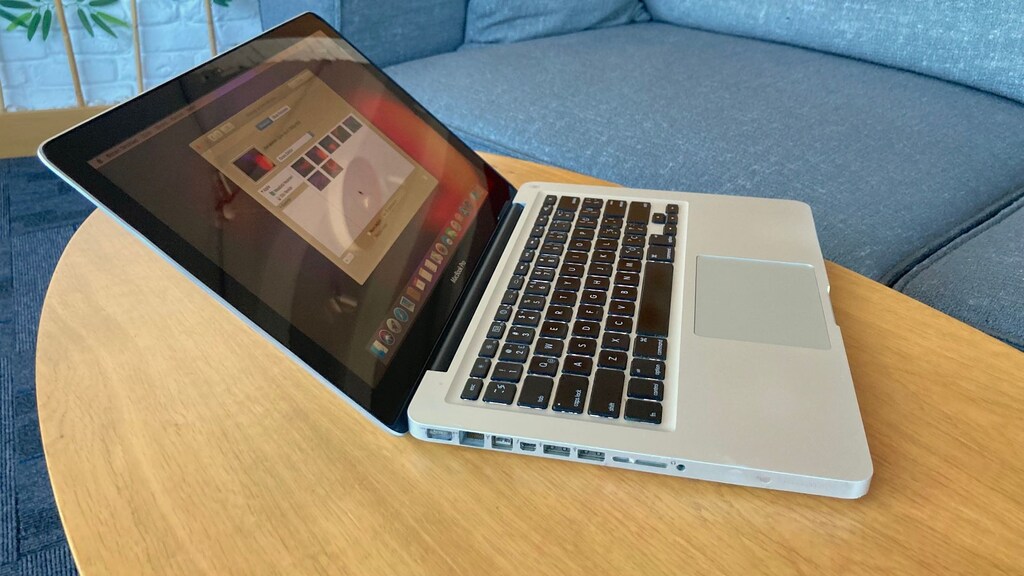 TAKAS İMKANI - MacBook Pro i7 2.7 GHz İşlemci 8GB RAM 500GB SSD - 3