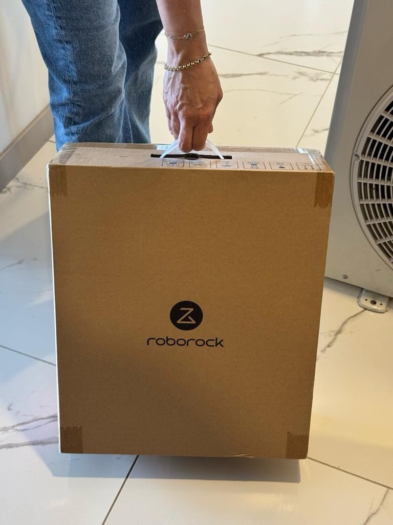 EV SÜPÜRGE ROBOTU