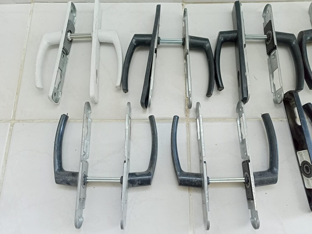 PVC KAPI KOLU - 4