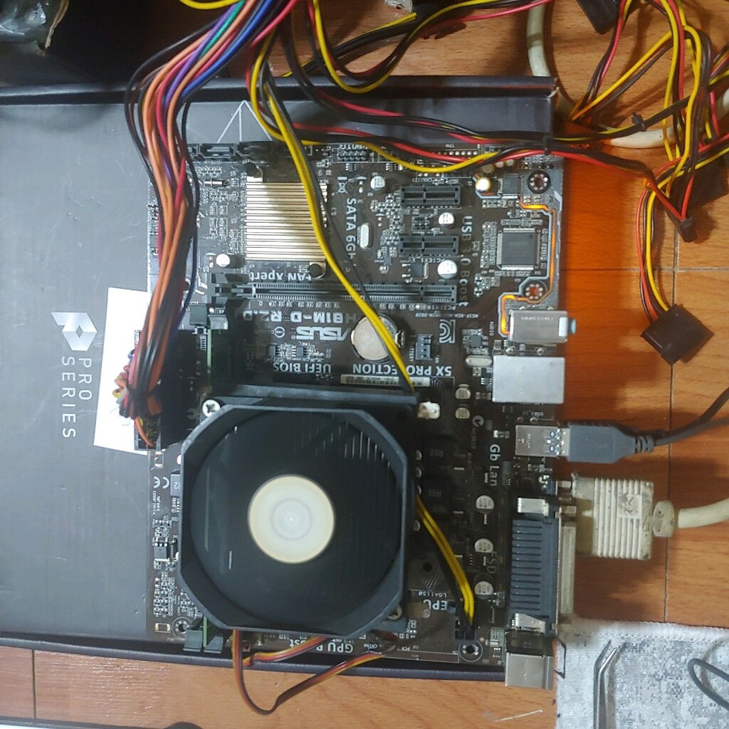 ASUS H81- D R2.0 İNTEL 1150 SOKET ANAKART - 6