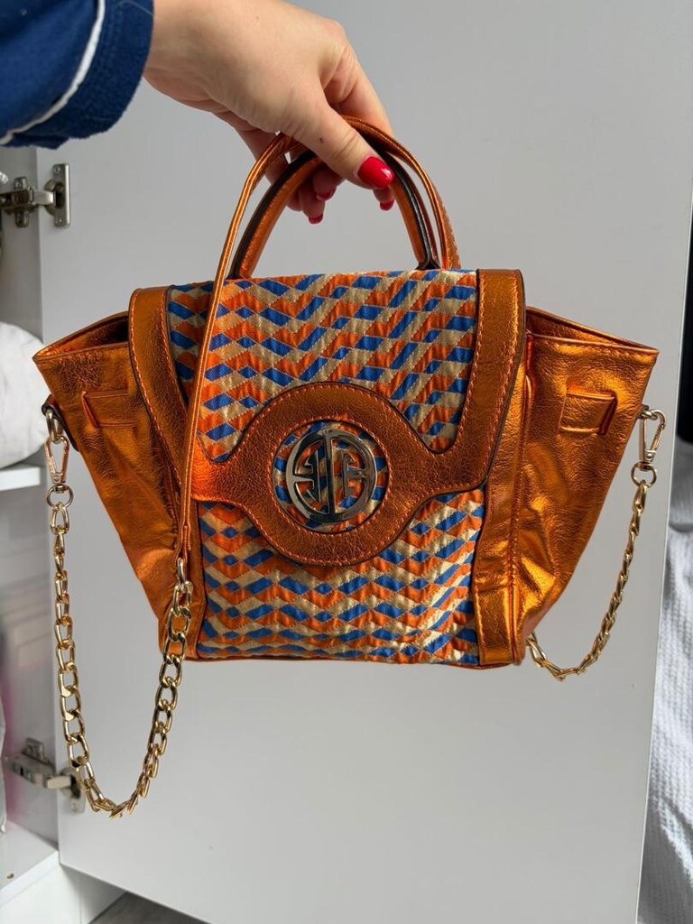 Elle marka metalik çanta - 2