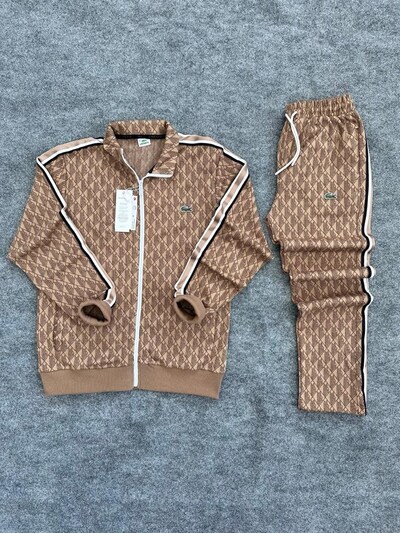 LACOSTE MONOGRAM EŞOFMAN TAKIMI