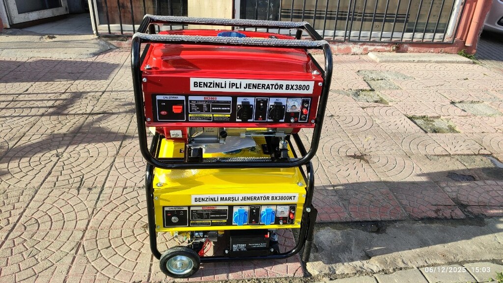 3,5KVA MARŞLI İPLİ TEKERLEKLİ KUMANDALİ BENZİNLİ JENERATÖR - 7
