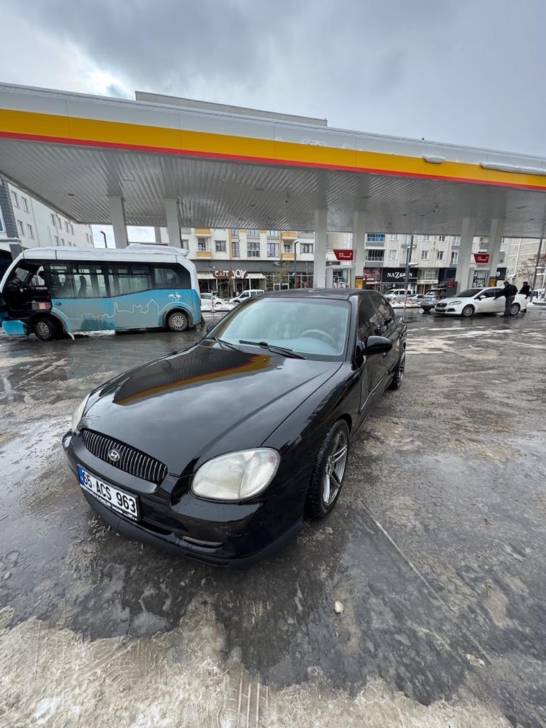 Hyundai Sonata 2.0 GLS - 7