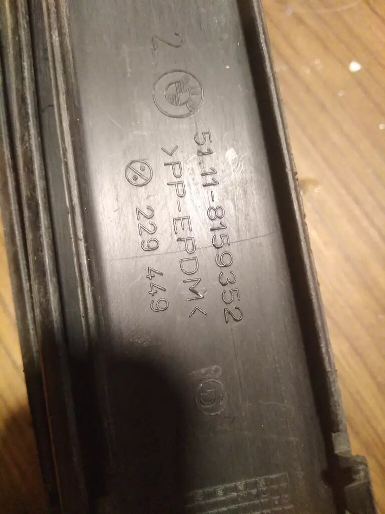 BMW E39 ÖN TAMPON BANT ÇITA - 4
