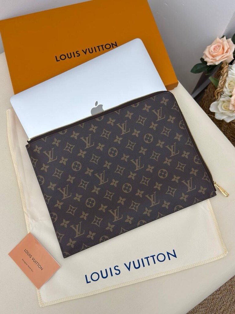 LOUİS VUITTON CLUTCH - 2