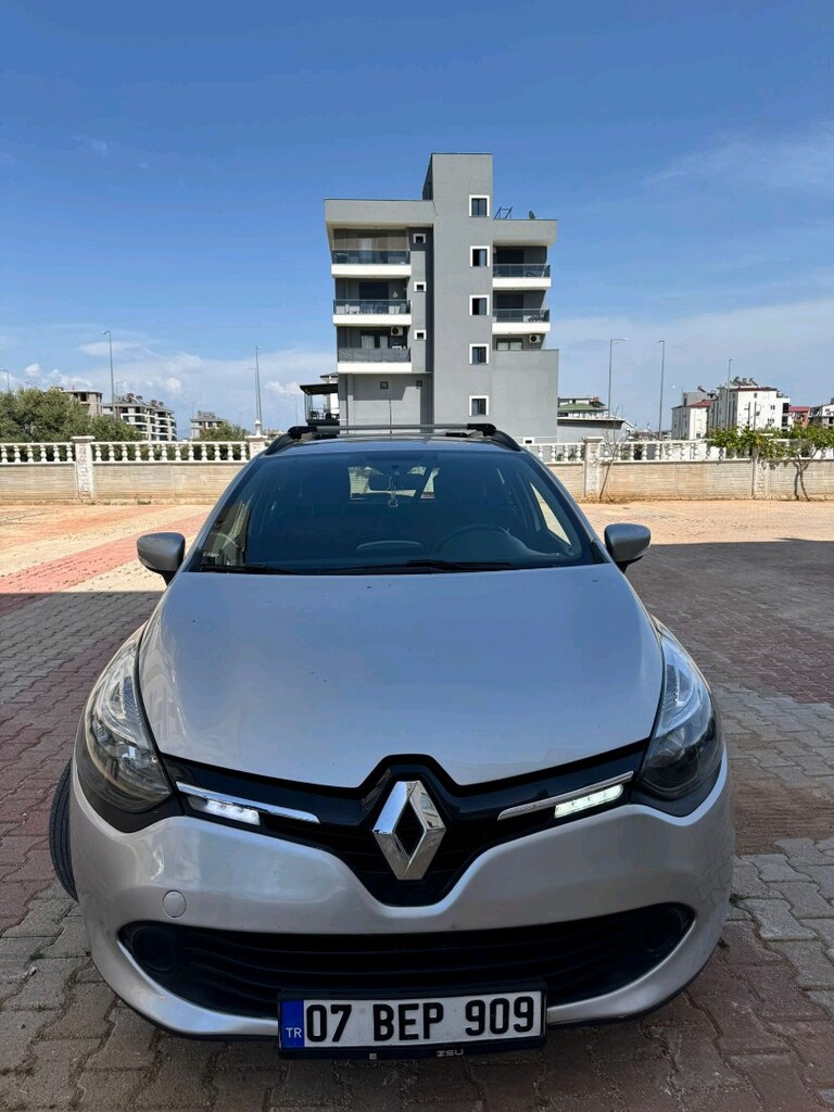 2015 Clio ST - 4