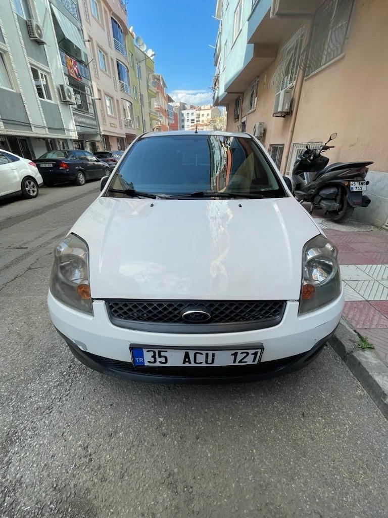 Acil masrafsız ford fiesta - 2
