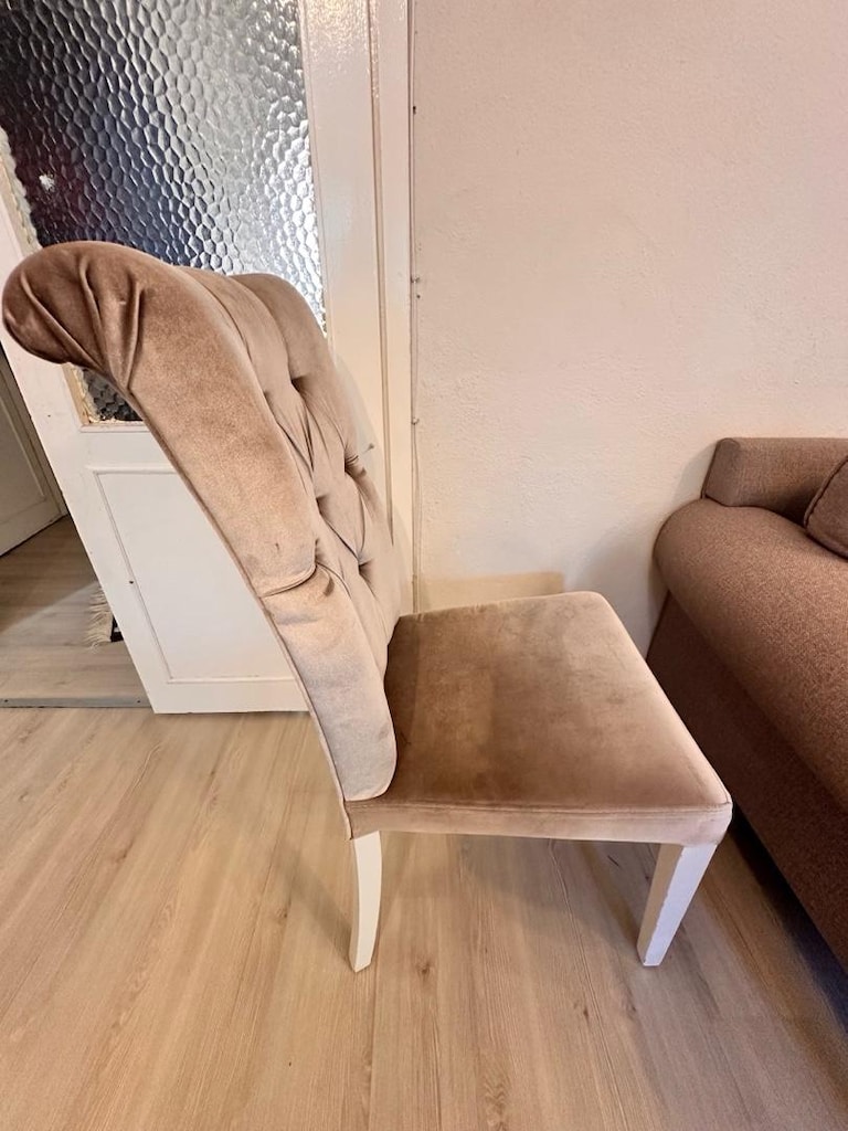 Konsol + Masa + 6 Sandalye + TV Ünitesi - 7