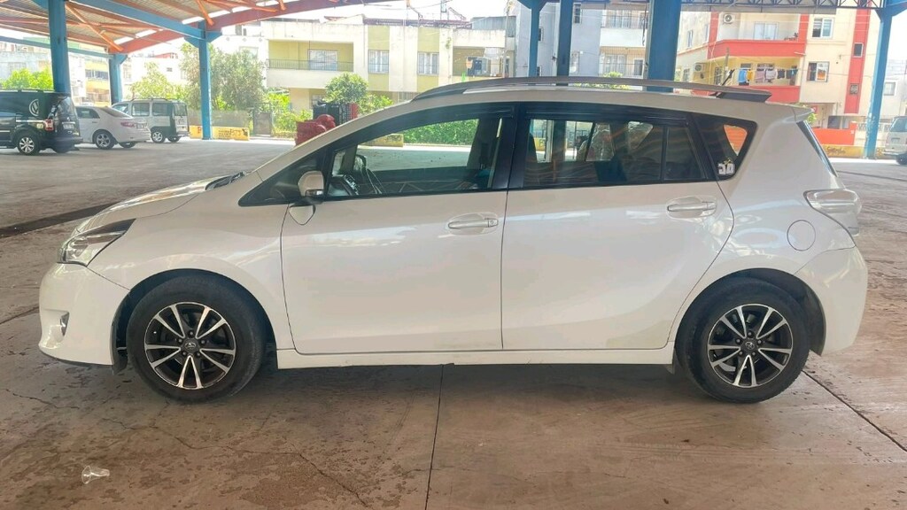 FİYATI DÜŞTÜ 2.SAHİBİNDEN Toyota Verso 940.000 - 4