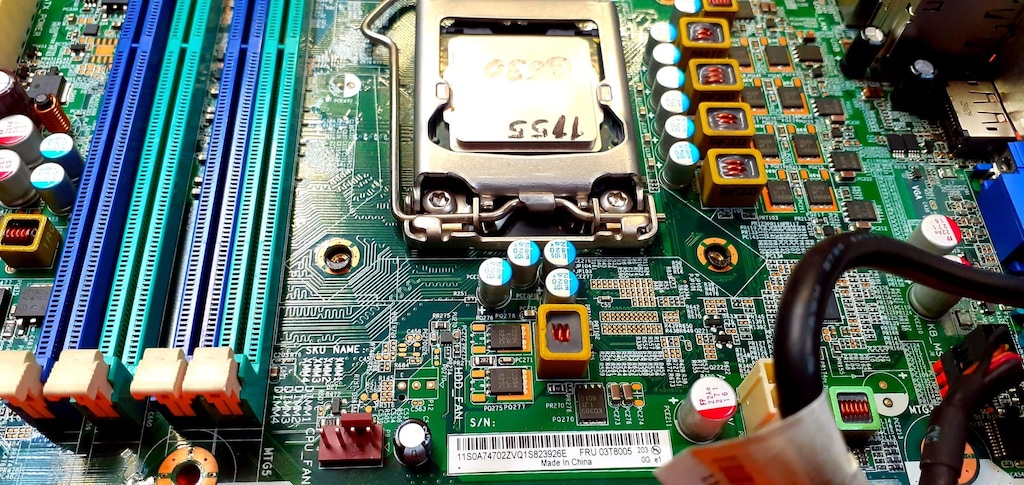 Lenovo ThinkCentre IS6XM M91p LGA 1155 Anakart - 6