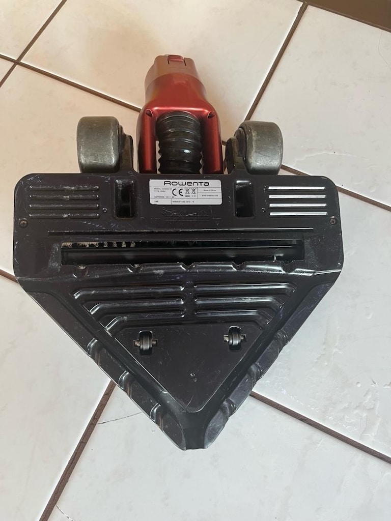 Rowenta RS-RH5167 Dikey Süpürge Başlık üçgen şeklinde - 7