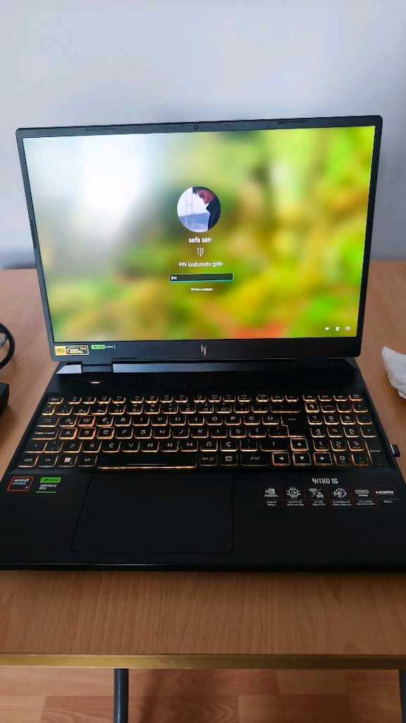 Acer nitro 16 - 2