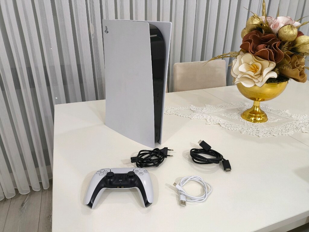 PlayStation 5 PS5 Dijital edition tertemiz - 2