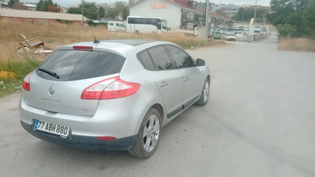 MEGANE III 1.4 TCE 238.000 KM - 6