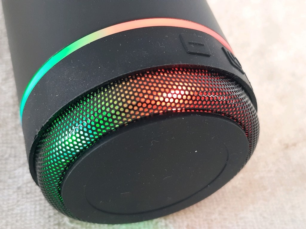 ÇELİK TERMOS BLUETOOTH'LU MÜZİK ÇALARLI - 10