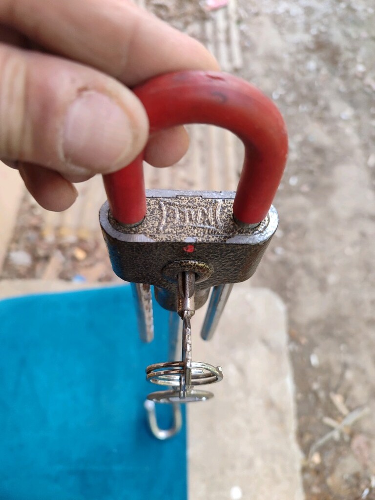 Direksiyon kilidi. - 2