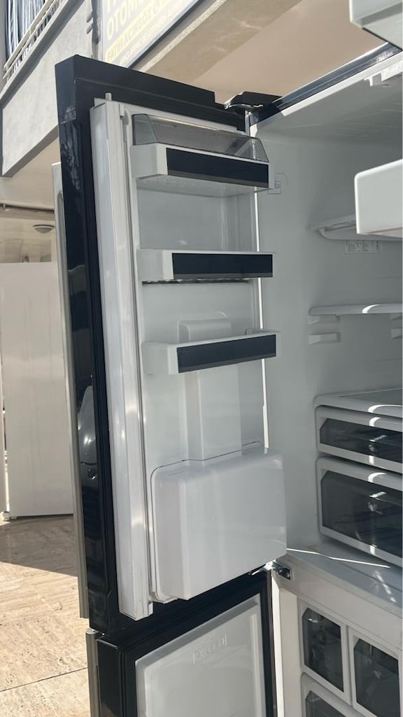 Arçelik siyah XXL gardolabı buzdolabı - 12