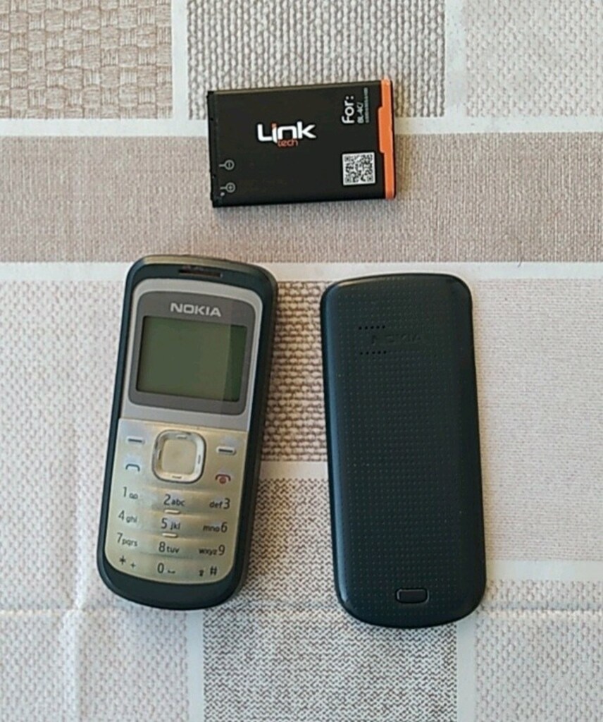 Nostaljik ve yedek parçalık telefonlar - 12