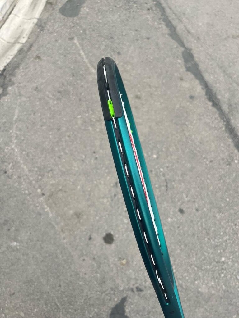 Sayılı Kez Kullanılmış Wilson Blade 101L V9 Tenis Raketi - 8