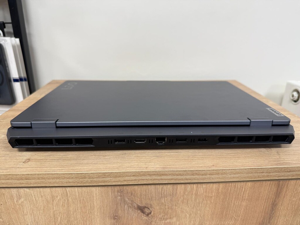 Lenovo LOQ 15IAX9 83GS00PHTR i5 20GB RAM 1TB SSD RTX4060 - 6