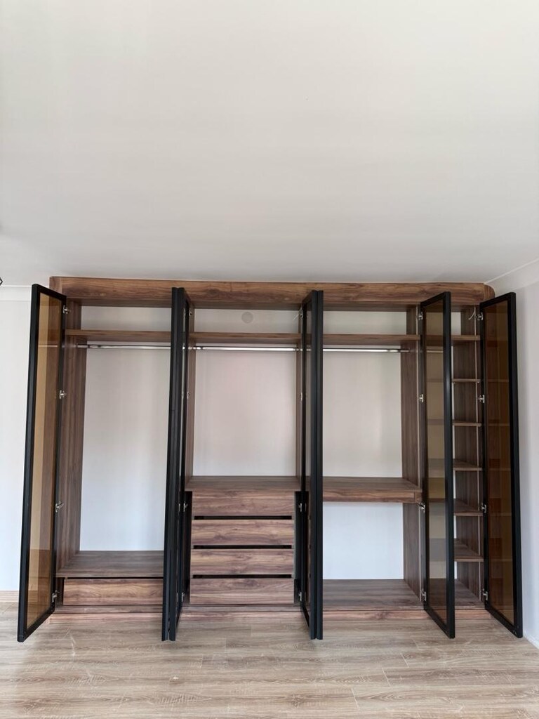 ahşap giyinme dolabı - 2