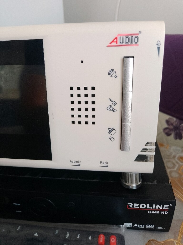 El yapımı uydulu tv - 8
