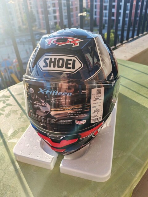 Shoei X-Spirit pro Toprak Razgatlıoğlu ve Shoei X-Spirit pro Wayne Gar