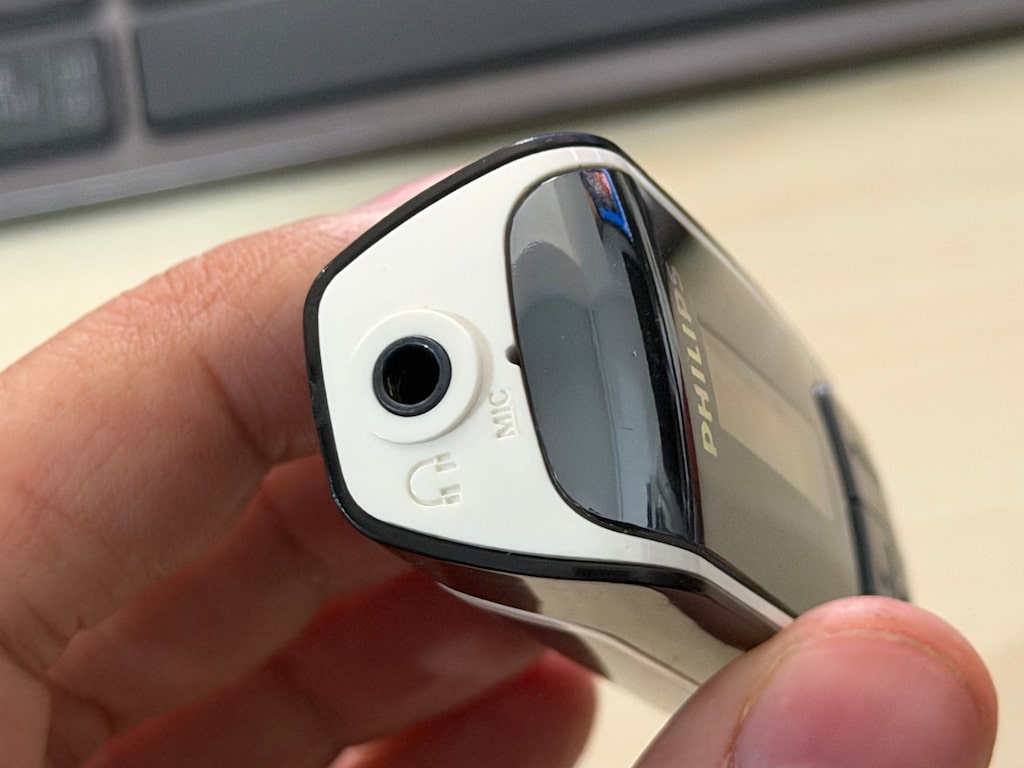 Philips SA4015/02 Mp3 Player 1GB - 4