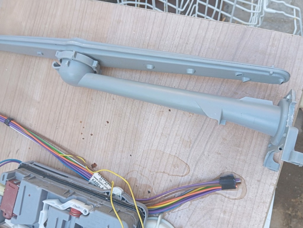 Arçelik Bulaşık Makinesi 6230h parçaları - 10