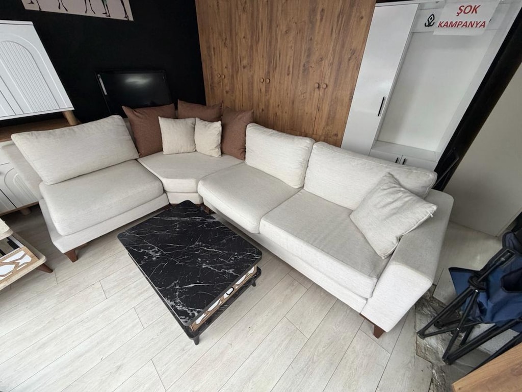 Beyaz Köşe Koltuk - 5