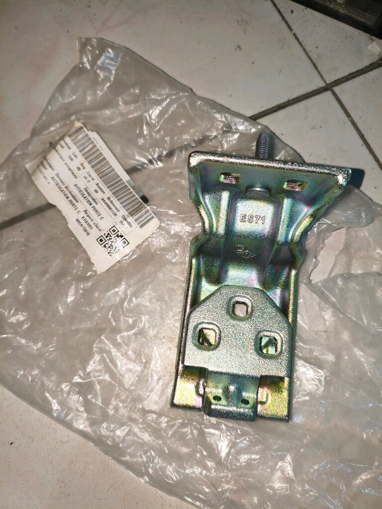 Master 3 bagaj kapak menteşe - 2