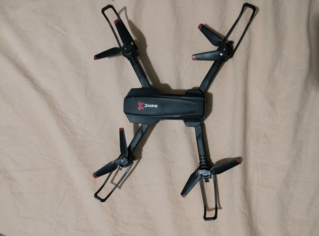 Dron - 4