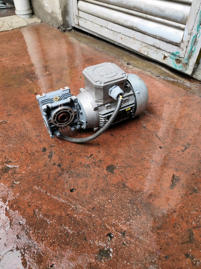0.18 KW 1400 DEVİRLİ SANAYİ ELEKTRİKLİ REDÜKTÖRLÜ MOTOR - 2