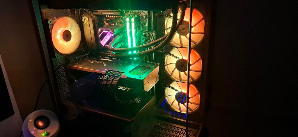 9070 XT 7800X3D Masaüstü Gaming PC