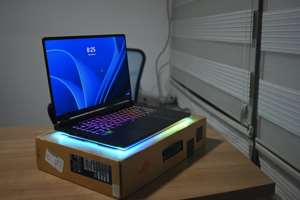 ASUS ROG Strix G16 G615JMR | i7-14650HX | RTX 5060 8GB |16GB RAM - 8