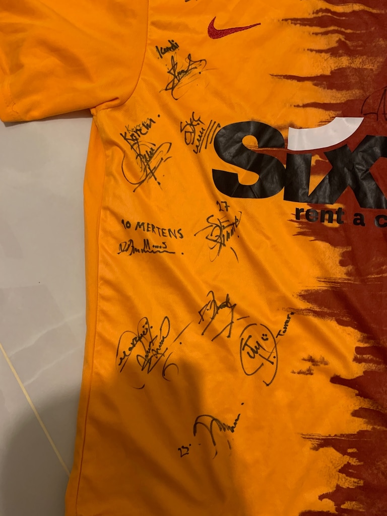 Galatasaray 2022/2023 dönemi 11 adet imzalı forma - 2