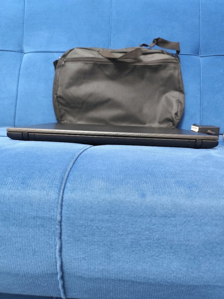 Hızlı Temiz Lenovo Laptop - 8 GB Ram + SSD + İ3 5.Nesil - 11