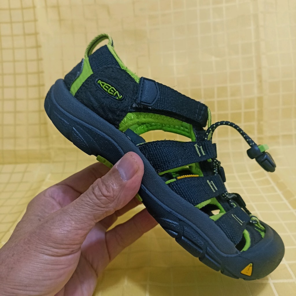 34 numara orjinal KEEN marka yazlık sandalet. - 11