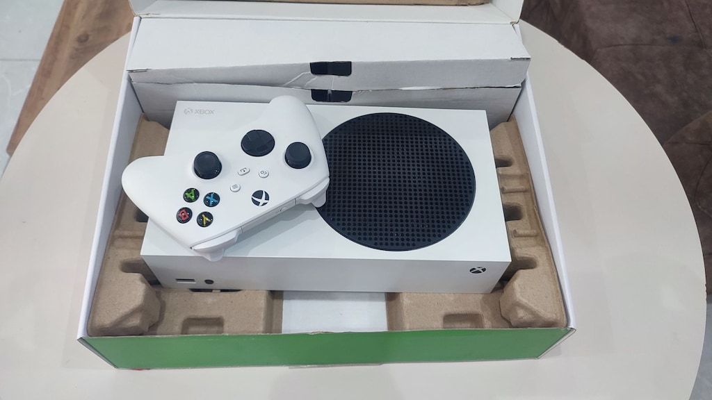KUTUSUNDA XBOX SERŞES S 512GB 1KOL 6AY GARANTİ GTA 6 İÇİN HAZILRIK - 2