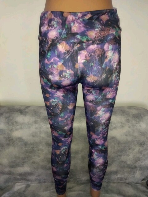BAYAN TAYT