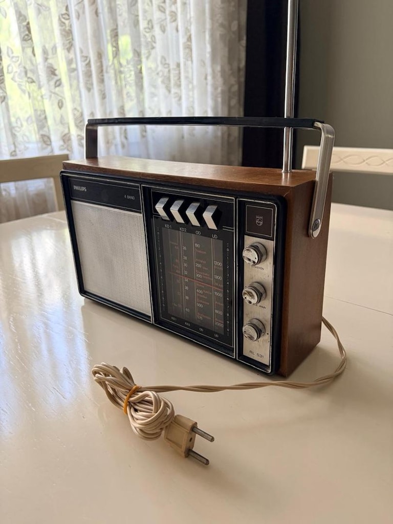 Philips RL 531 model vintage radyo - 2