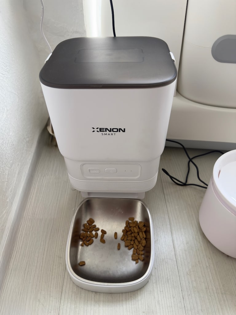 Xenon Smart Akıllı Kedi Bakım Seti - 6