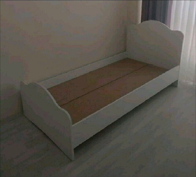 Karyola Başlık Çekmeceli Dolap